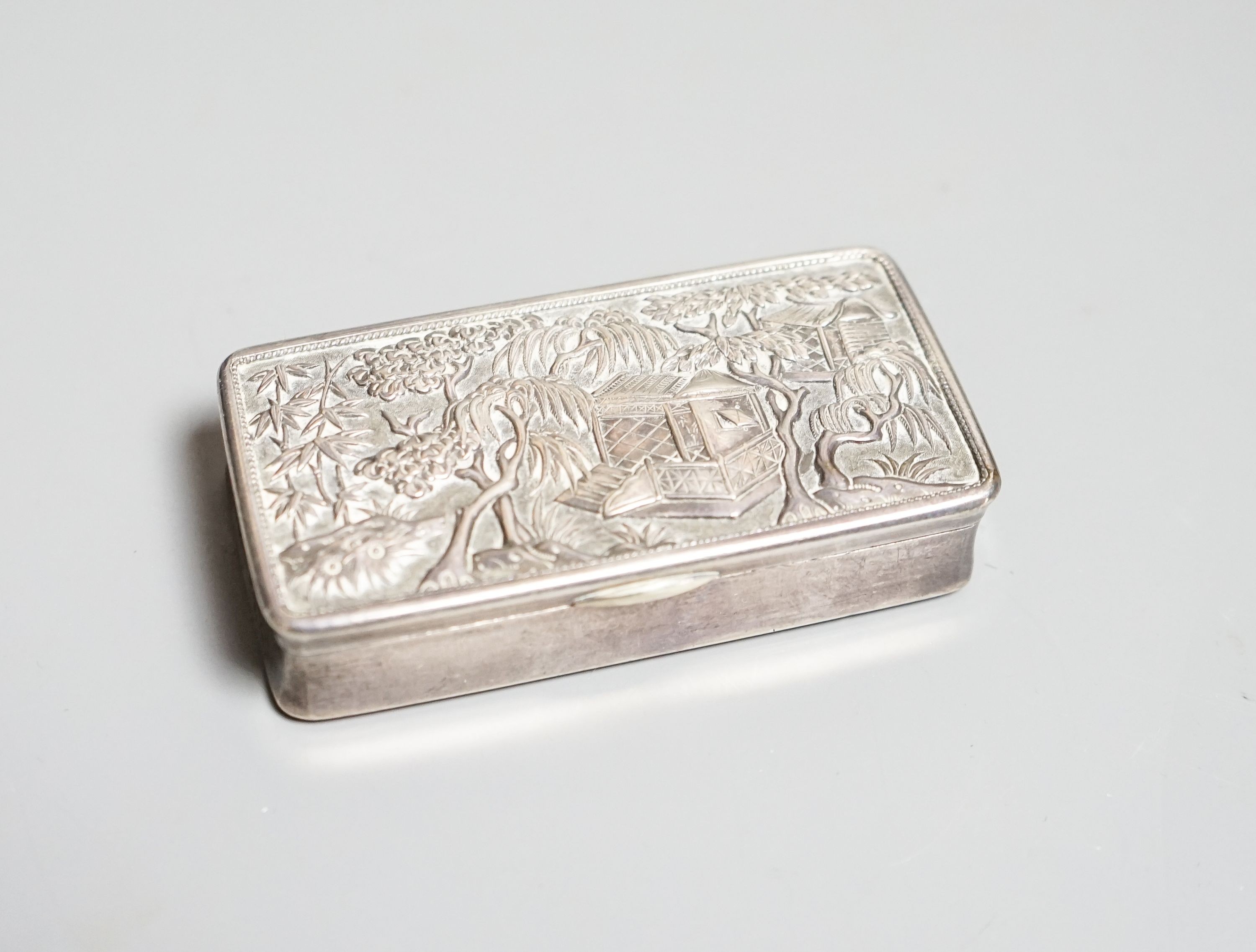 A late 19th/early 20th century Chinese silver rectangular snuff box by Wang Hing